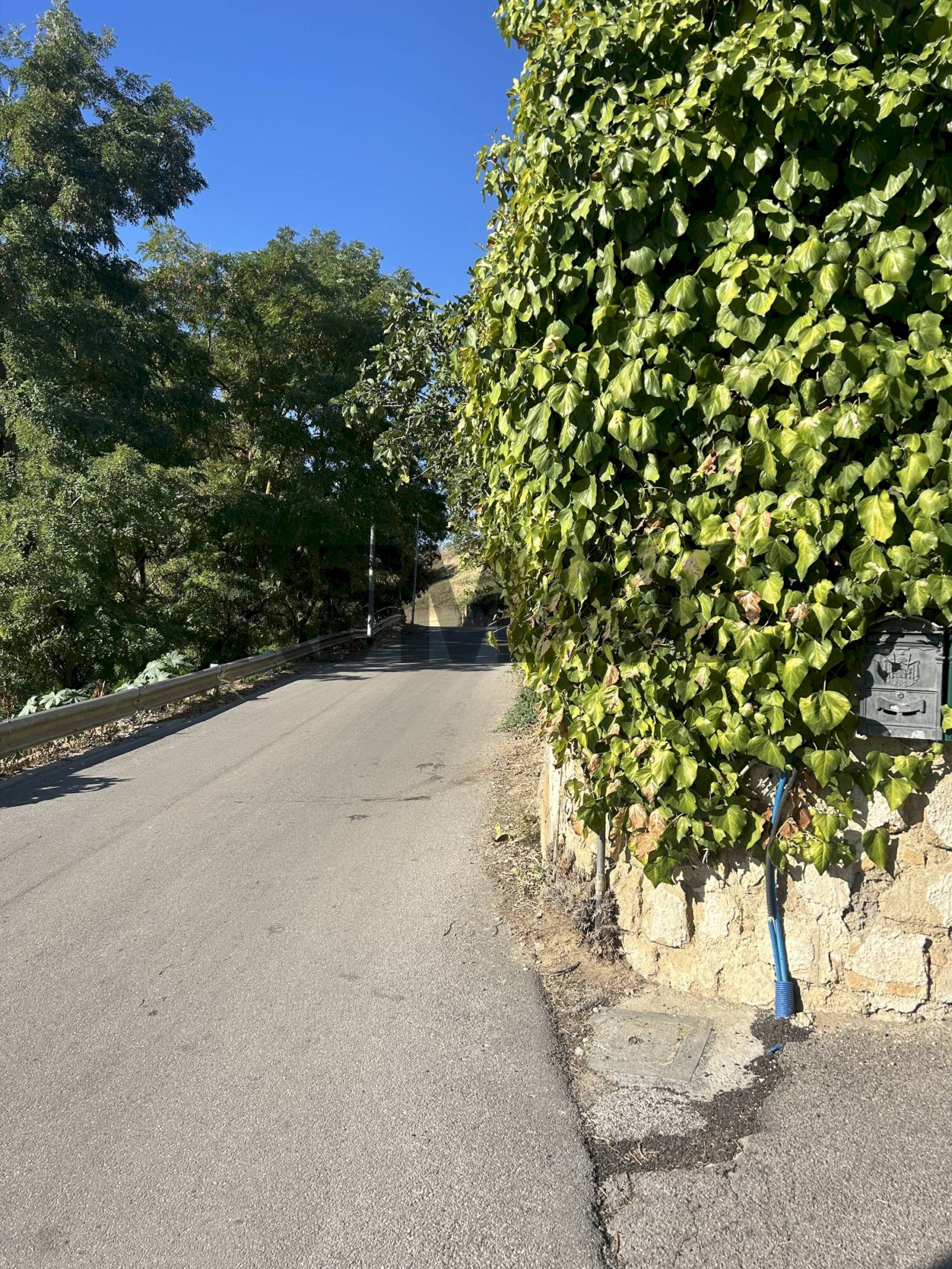 Non correlato - Casa semi indipendente Via Stazzone
41, Caltanissetta - foto 3