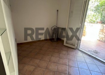 Stanza vuota - Casa semi indipendente Via Stazzone
 
41, Caltanissetta - foto 16