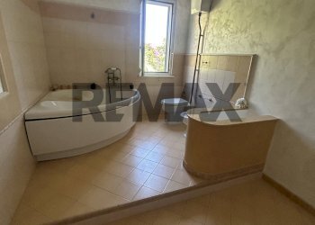 Bagno - Casa semi indipendente Via Stazzone
 
41, Caltanissetta - foto 23