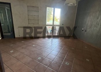 Stanza vuota - Casa semi indipendente Via Stazzone
 
41, Caltanissetta - foto 28