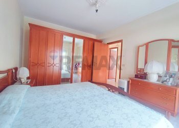 Camera / camera da letto - Quadrilocale VIA BADALA'
 
55, Fiumefreddo di Sicilia - foto 6