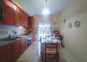 Cucina - Quadrilocale VIA BADALA'
 
55, Fiumefreddo di Sicilia - foto 16