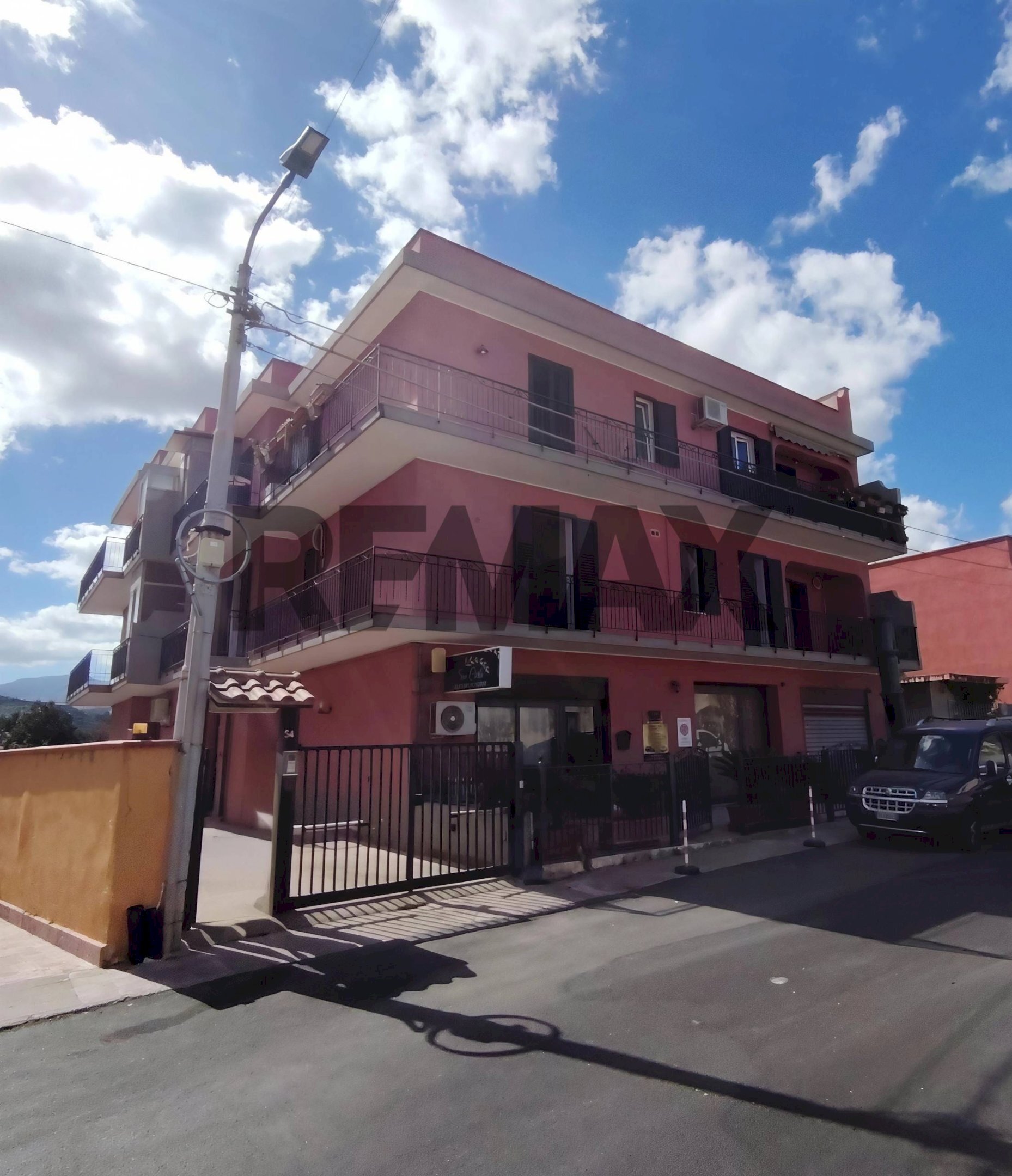 Edificio all\'aperto - Quadrilocale via nazionale corriolo
 
54, San Filippo del Mela - foto 1
