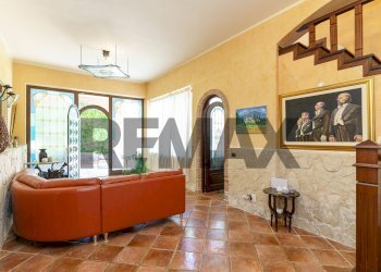 Soggiorno - Villa Via Cozzarelle
 
95, Trecastagni - photo 18