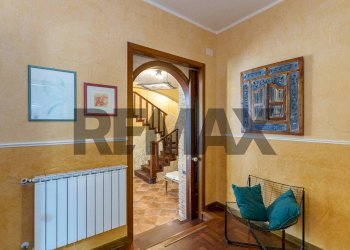 Hall / corridoio - Villa Via Cozzarelle
 
95, Trecastagni - photo 26