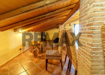 Sala da pranzo - Villa Via Cozzarelle
 
95, Trecastagni - photo 49
