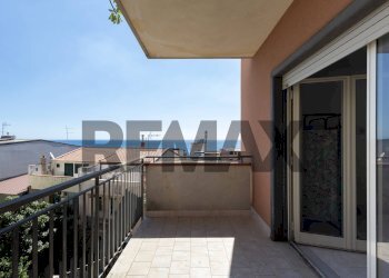 Balcone - Bilocale via delle fornaci
 
2, Giardini-Naxos - foto 1