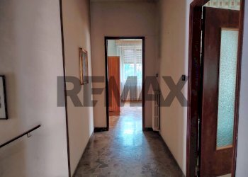 Hall / corridoio - Villa VIA PEDAGNO
 
22, Goito - photo 10