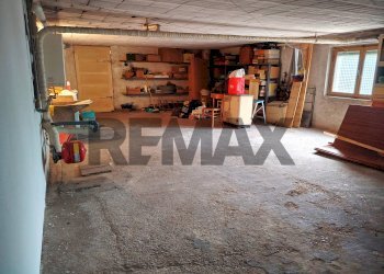 Parcheggio - Villa VIA PEDAGNO
 
22, Goito - photo 20