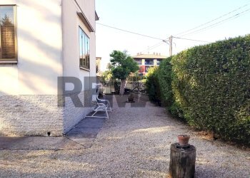 Casa all\'aperto - Villa VIA PEDAGNO
 
22, Goito - photo 22