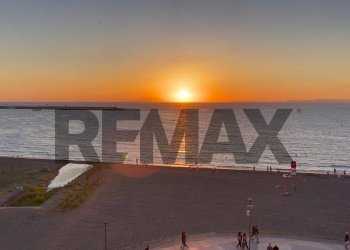 Vista dell\'acqua - Quadrilocale Corso Vittorio Emanuele II
 
93, Castellammare di Stabia - foto 1