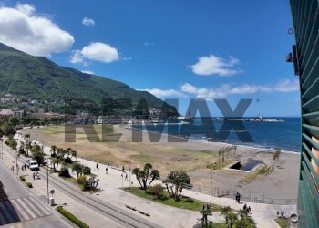 Vista dell\'acqua - Quadrilocale Corso Vittorio Emanuele II
 
93, Castellammare di Stabia - foto 6