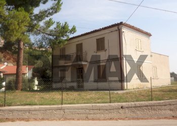 Casa all\'aperto - Independent house via Santa Barbara
 
snc, Chieti - photo 4