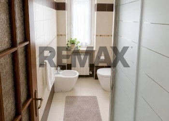 Bagno - Trilocale via voghera
 
38, Torrazza Coste - foto 4