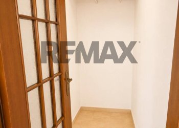 Hall / corridoio - Trilocale via voghera
 
38, Torrazza Coste - foto 12