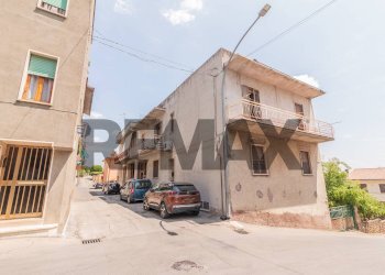 Edificio all\'aperto - Casa semi indipendente via Fiume
 
52, Canino - foto 2