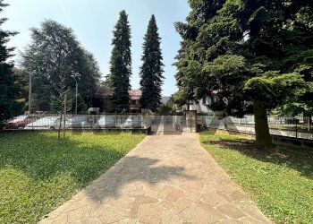 Giardino - Trilocale Via Giuseppe Verdi
 
3, Vimercate - foto 33