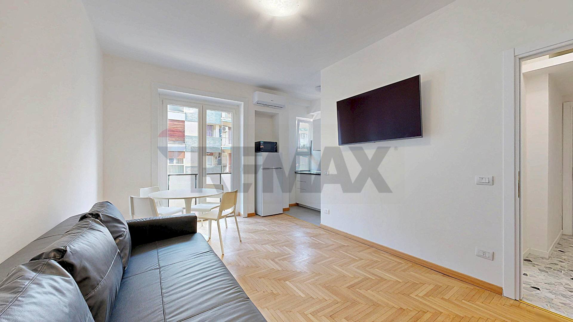 Soggiorno - Monolocale Via Lorenteggio
 
31, Milano - foto 2