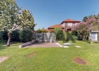 Giardino - Villa Via San Giuseppe
 
1, Bareggio - foto 9