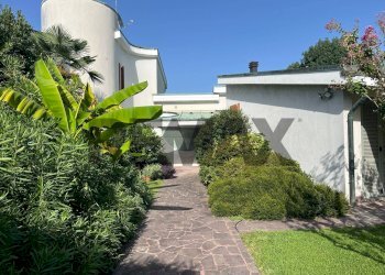 Giardino - Villa Via San Giuseppe
 
1, Bareggio - foto 33