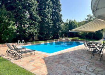 Piscina - Villa Via San Giuseppe
 
1, Bareggio - foto 34