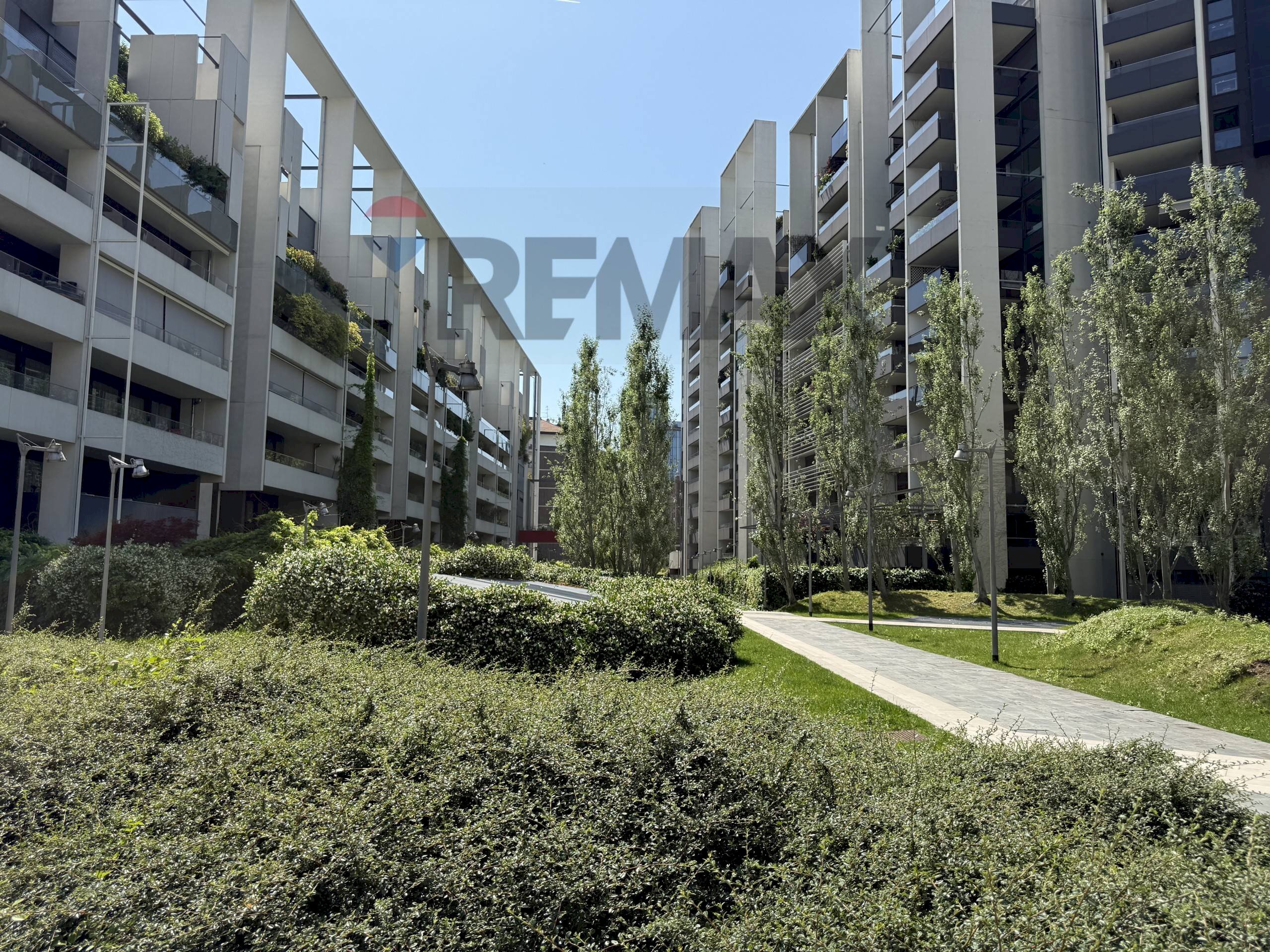 Edificio all\'aperto - Bilocale Via Marco Ulpio Traiano
33B, Milano - foto 2