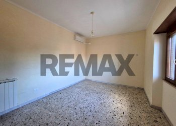 Stanza vuota - Bilocale Via della Scafa
 
340, Fiumicino - foto 12