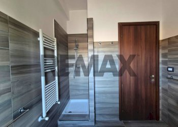 Bagno - Bilocale Via della Scafa
 
340, Fiumicino - foto 17
