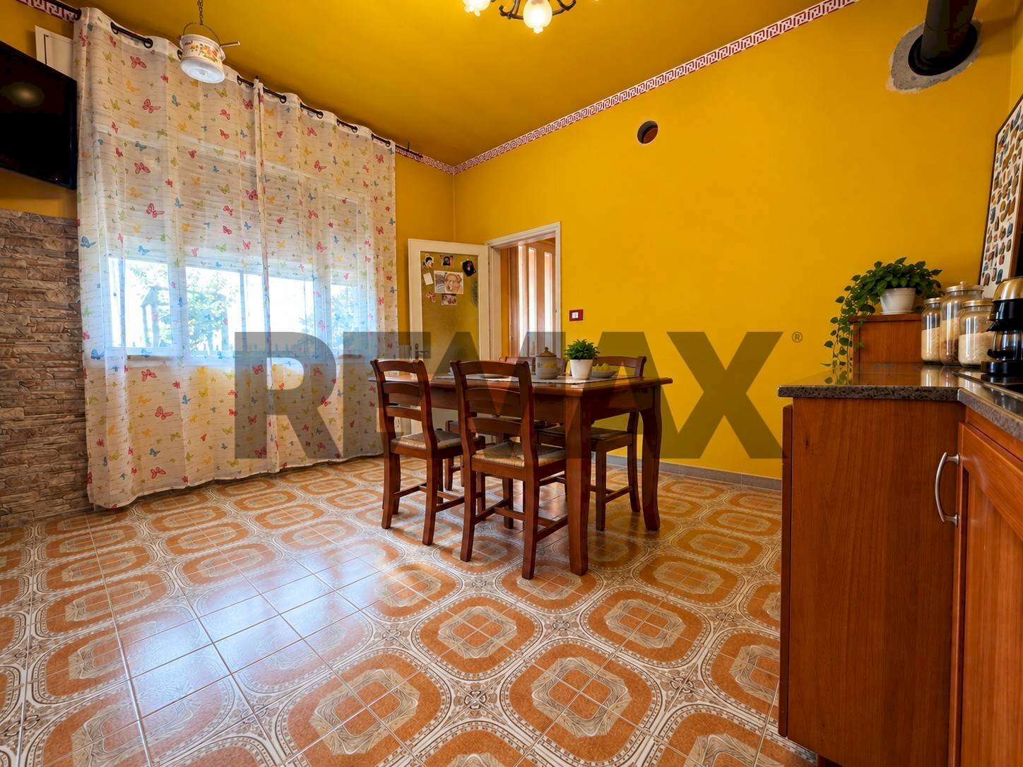 Sala da pranzo - Casa indipendente Via Monte Berico
1, Campolongo Maggiore - foto 2