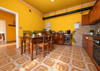 Sala da pranzo - Casa indipendente Via Monte Berico
 
1, Campolongo Maggiore - foto 3