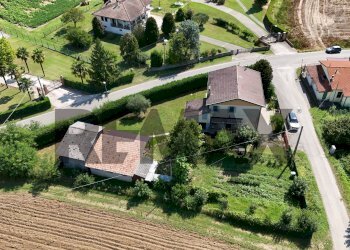 Casa all\'aperto - Casa indipendente Via Monte Berico
 
1, Campolongo Maggiore - foto 19