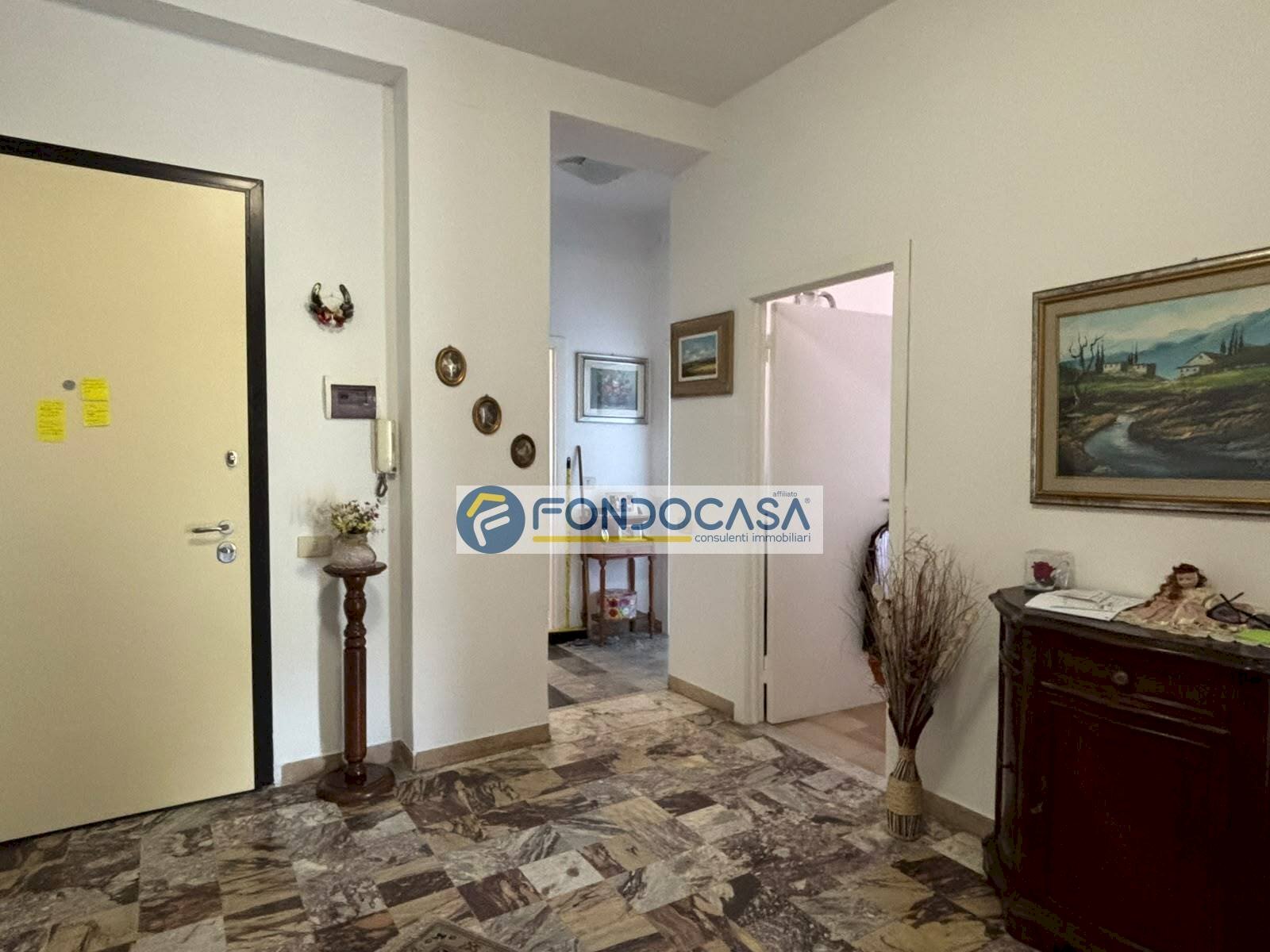 Ingresso - Four-room apartment Via poggioletto, Massa - photo 3