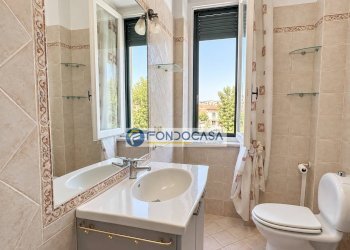 Bagno - Four-room apartment Via poggioletto, Massa - photo 16