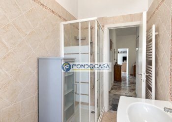 Bagno - Four-room apartment Via poggioletto, Massa - photo 17