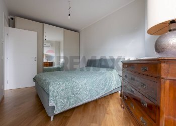Camera Matrimoniale - Appartamento Via Guido Gozzano
 
34, Busto Arsizio - foto 15