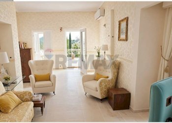 Soggiorno - Casa indipendente Via Giombattista Odierna
 
109-111-115-117, Ragusa - foto 14