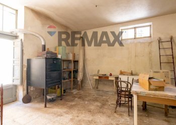 Sala da pranzo - Casa indipendente Via Giombattista Odierna
 
109-111-115-117, Ragusa - foto 32