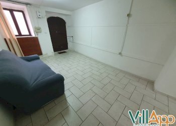 Foto 5 - Trilocale Via Vernone
 
13, Monte San Biagio - foto 5