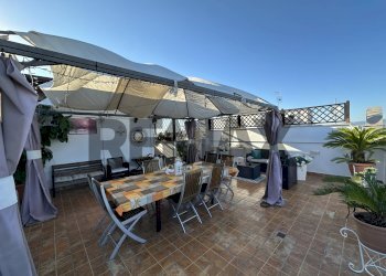 Terrazza - Attico VIA TOSCANINI
 
12, Aprilia - foto 12