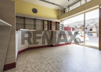 Ricezione / Lobby - Locale Commerciale via Mazzini
14, Samarate - foto 8