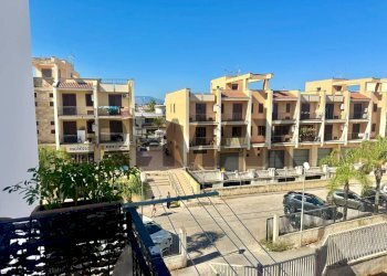 Edificio all\'aperto - Bilocale Via Calarossa
 
14, Terrasini - foto 11