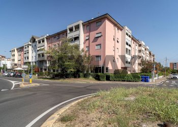 Edificio all\'aperto - Terreno non edificabile via picasso
 
18, Parma - foto 1