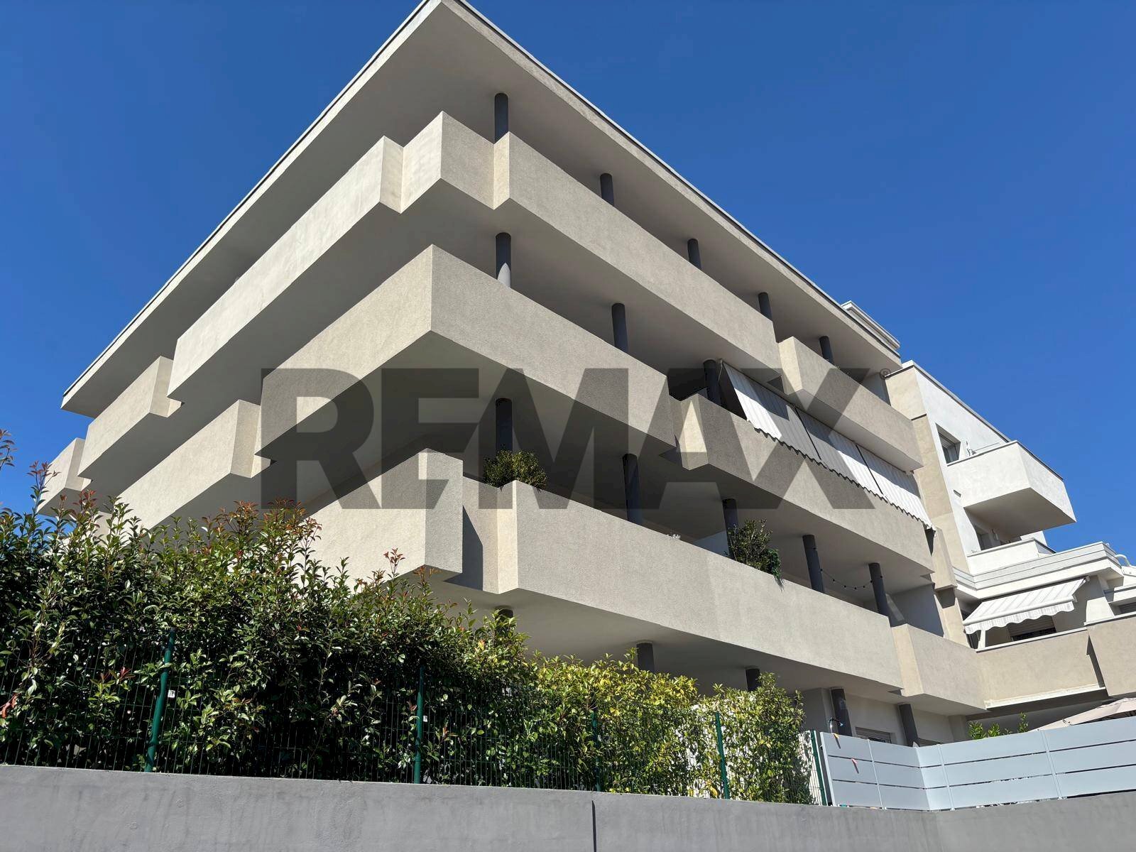 Edificio all\'aperto - Three-room apartment Via Varesina
 
177, Como - photo 1