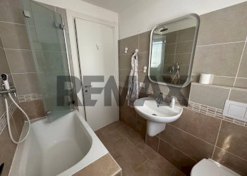 Bagno - Trilocale Via Varesina
 
177, Como - foto 15