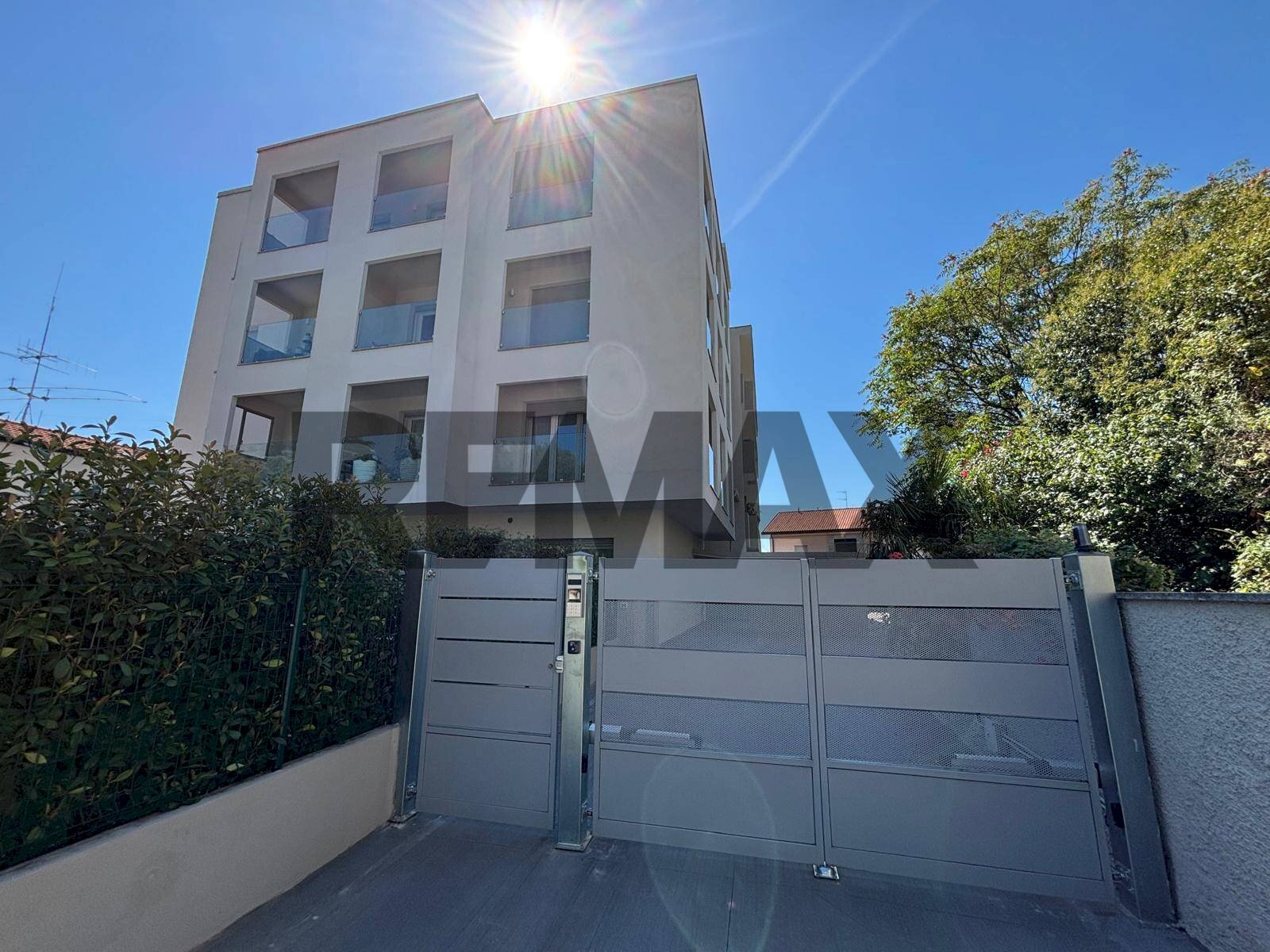 Edificio all\'aperto - Two-room apartment Via Varesina
177, Como - photo 2