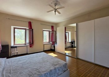 Camera da letto - Villa a Schiera via Gorra, Montegrosso d'Asti - foto 14