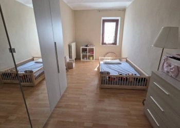 Camera da letto - Villa a Schiera via Gorra, Montegrosso d'Asti - foto 15