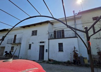 Facciata - Villa a Schiera via Gorra, Montegrosso d'Asti - foto 22