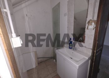 Bagno - Negozio via fratelli canepa
 
72A, Serra Riccò - foto 8