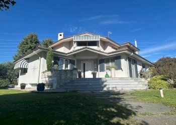 Villa viale Vittorio Veneto 77A, Carrù - foto 2